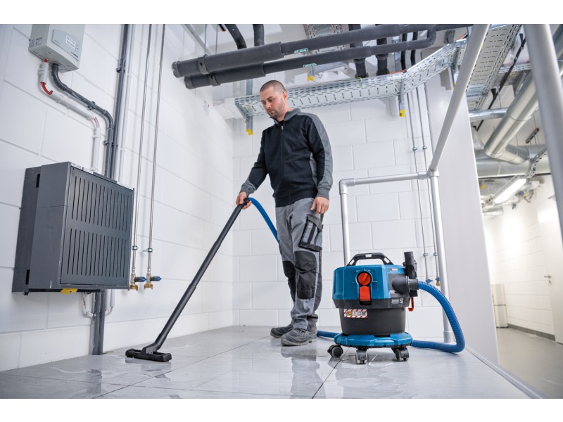 Akumulatorski sesalnik za prah Bosch GAS 18V-12 MC, 06019K2000